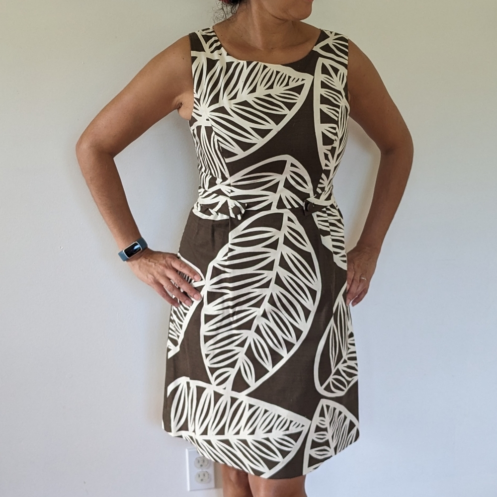 Bold Pattern Brown and white dress Sz 8 - Picture 4 of 12